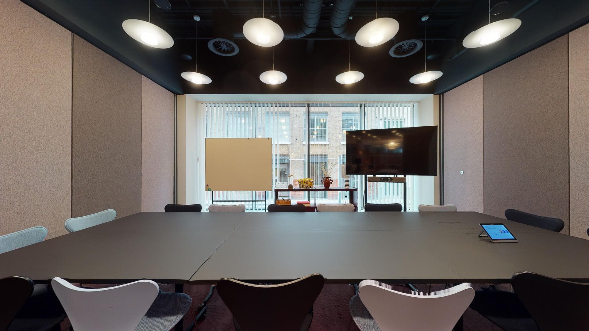Image of Meeting Room 05